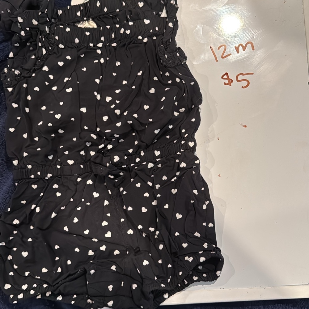 Black Heart Print Women's Shorts